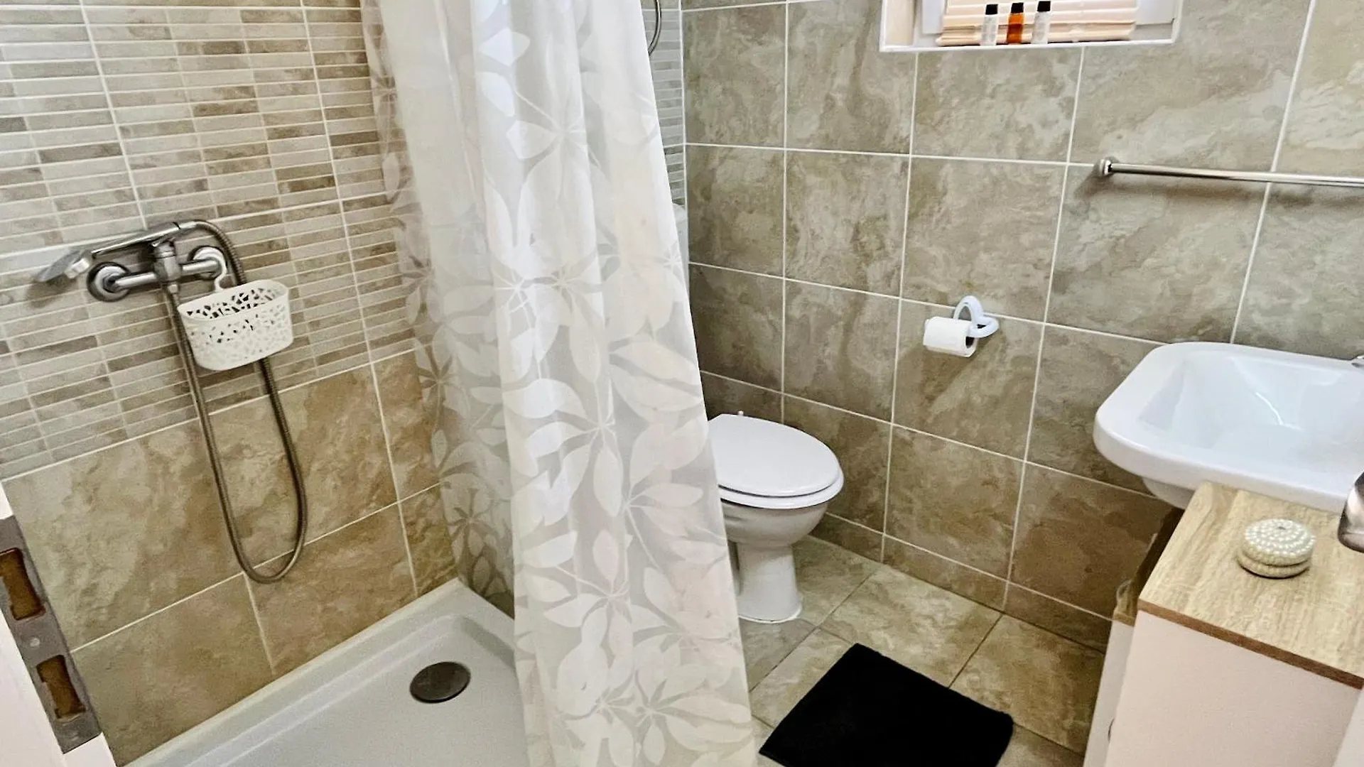 Apartmán Neugebaute Wohnung Im Erdgeschoss Gornji Karin