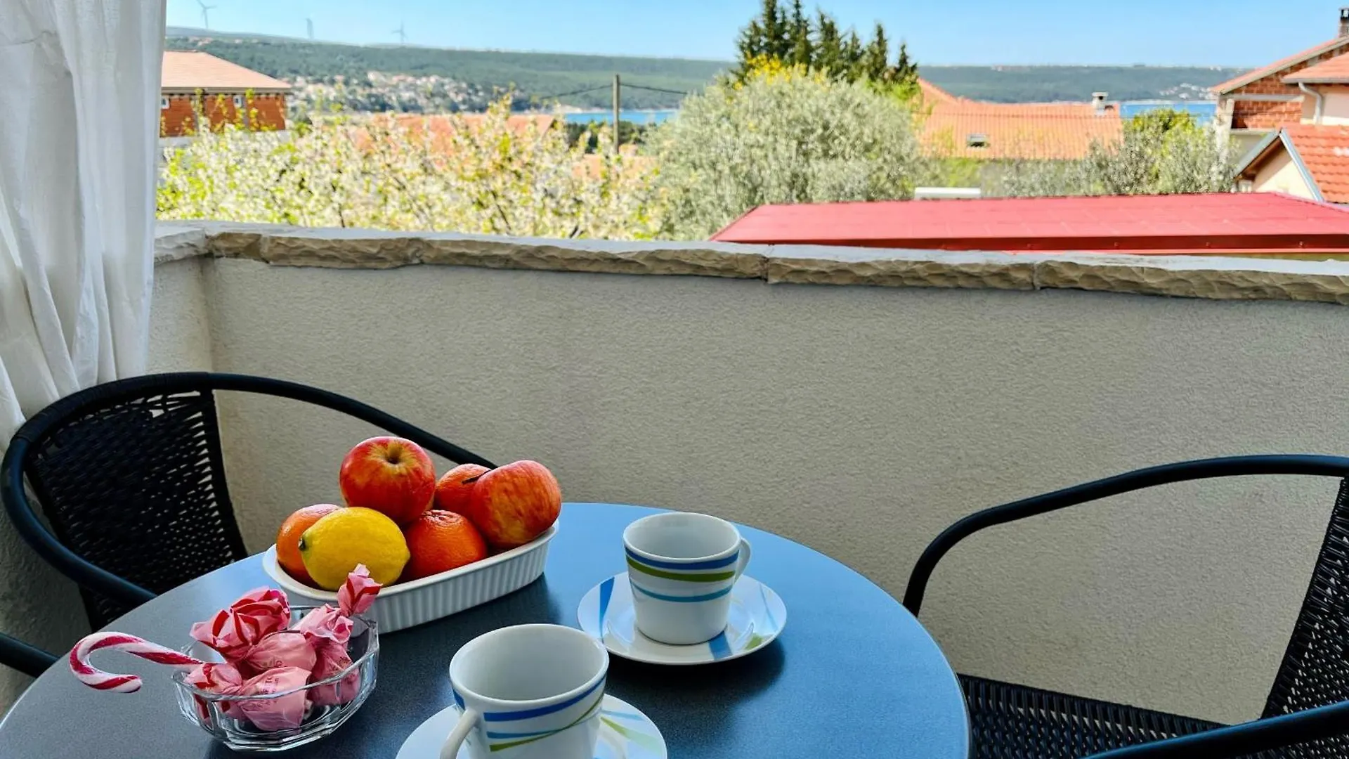 Neugebaute Wohnung Im Erdgeschoss Gornji Karin